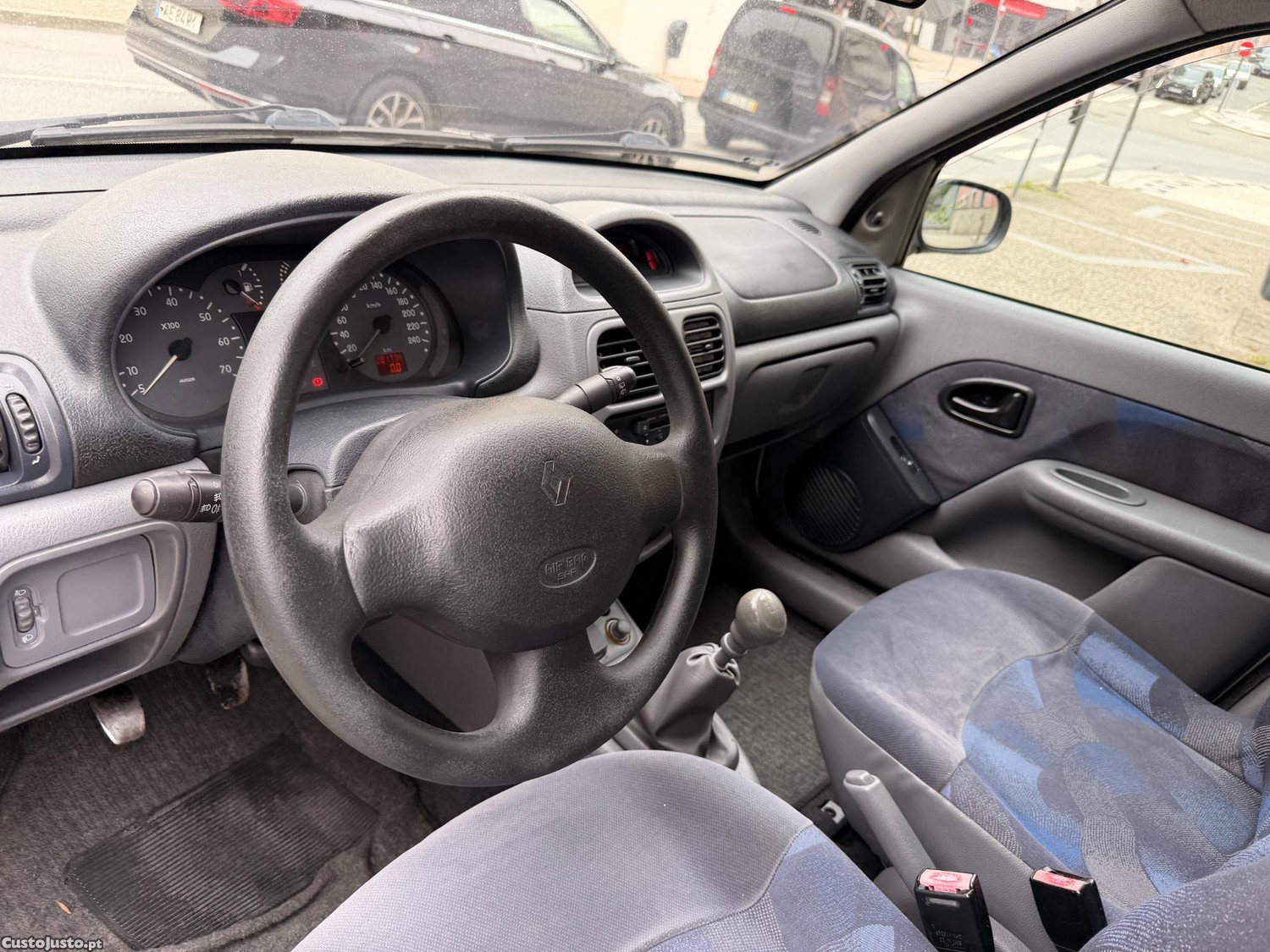 Renault Clio 1.2 Extreme 16 V — fotografia 14