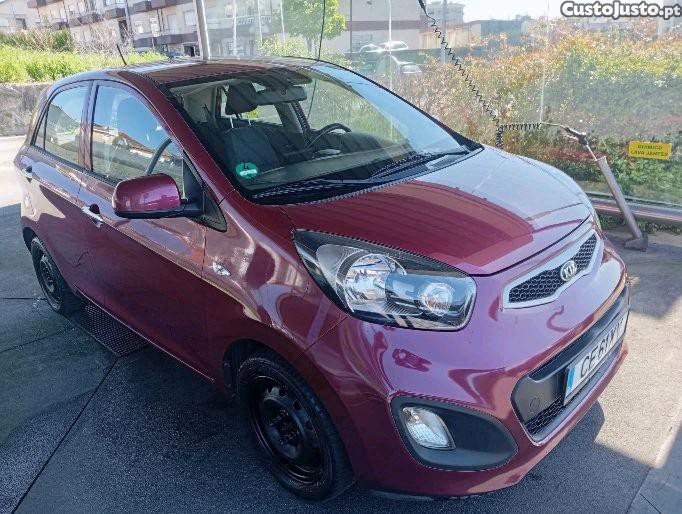 Kia Picanto 1.0 Gasolina — fotografia 9