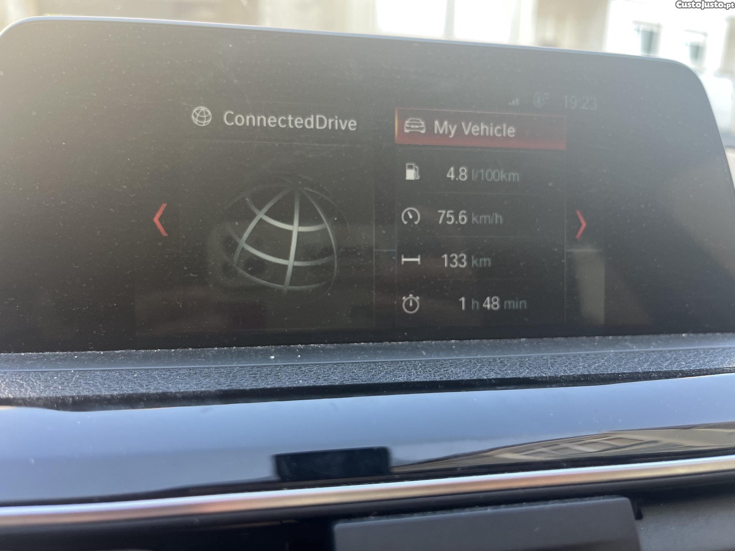 BMW 318 d Touring Auto | 2017 — fotografia 4