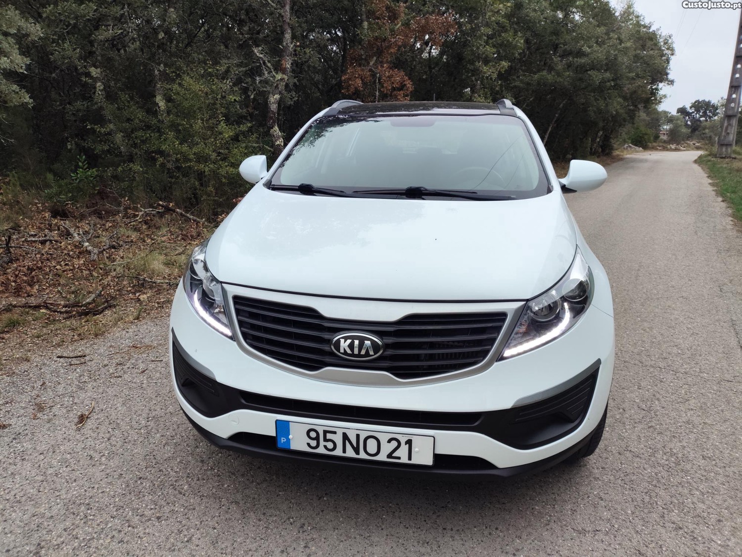 Kia Sportage 1.7 CRDI ISG LX — fotografia 8