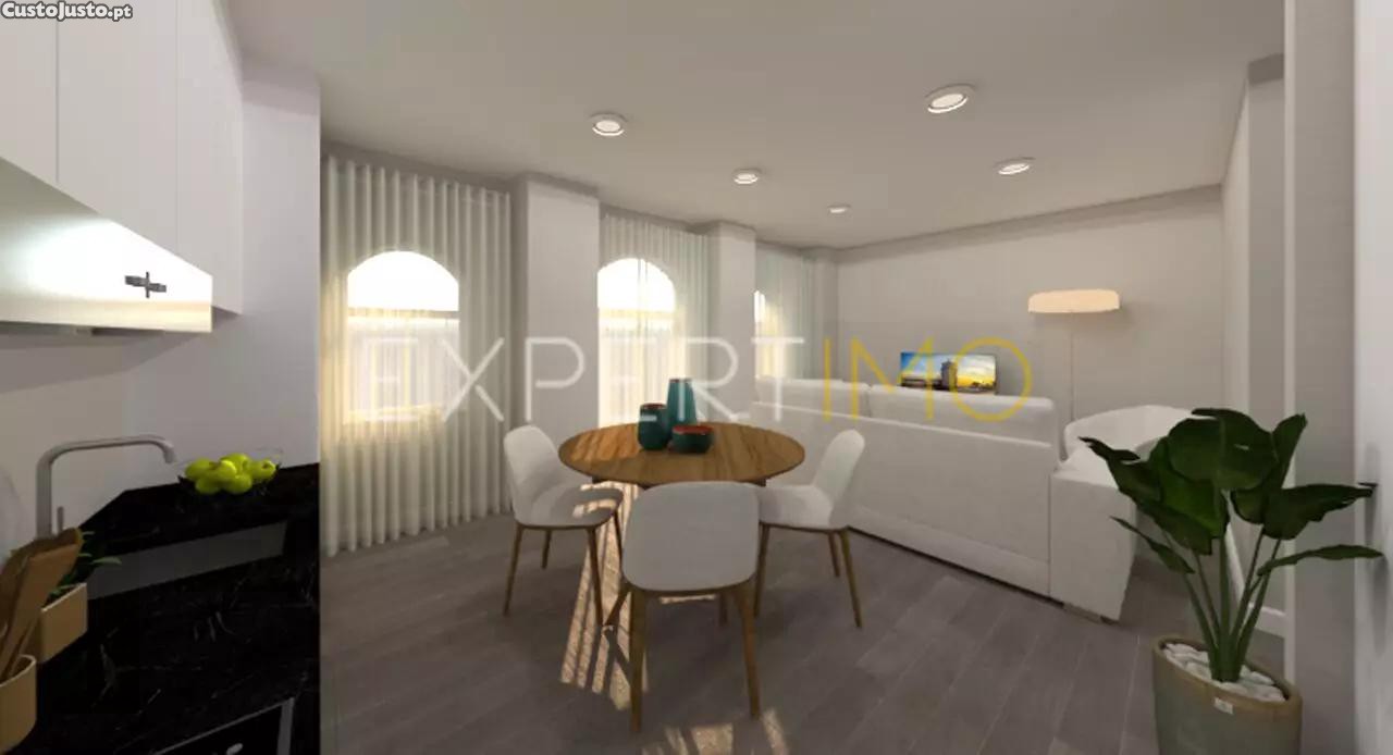 Apartamento T2 Com Varanda