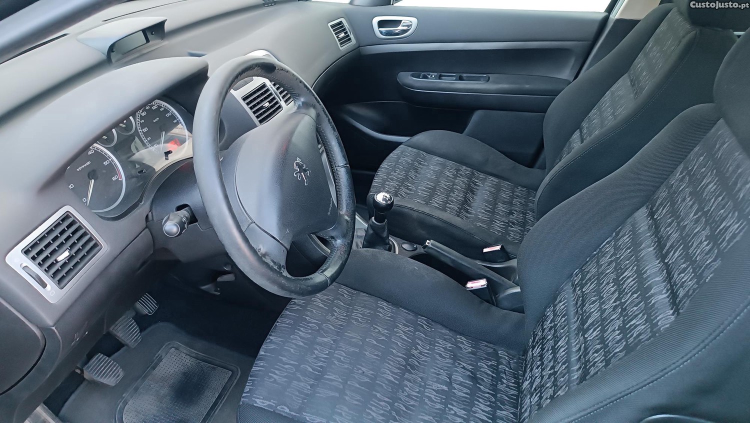 Peugeot 307 1.4 HDI — fotografia 6