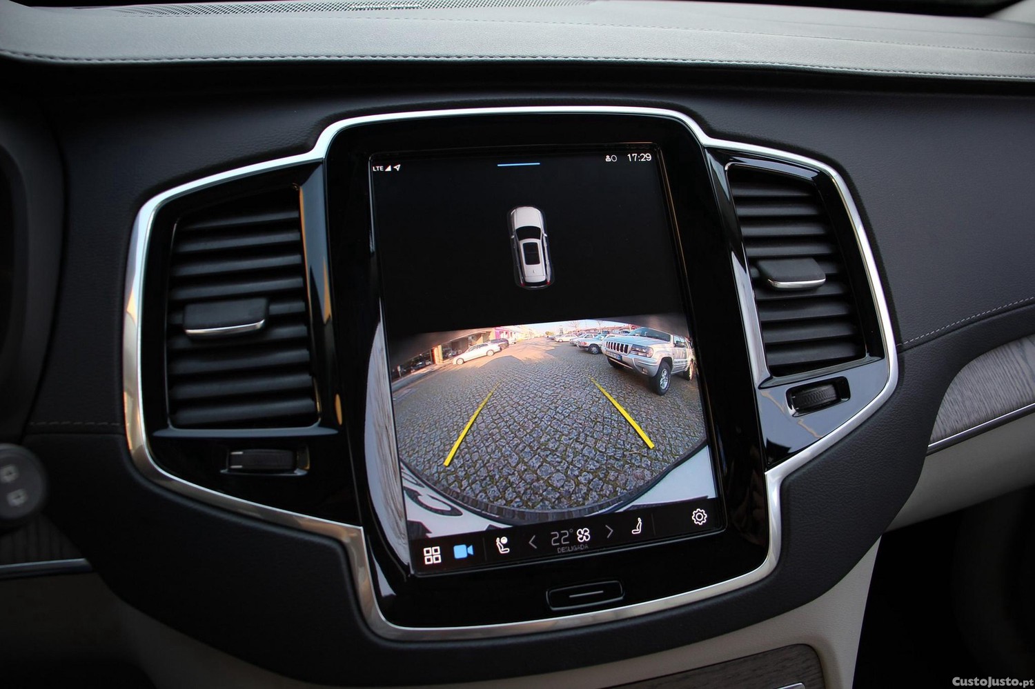 Volvo XC 90 2.0 T8 PHEV Plus Bright AWD — fotografia 4