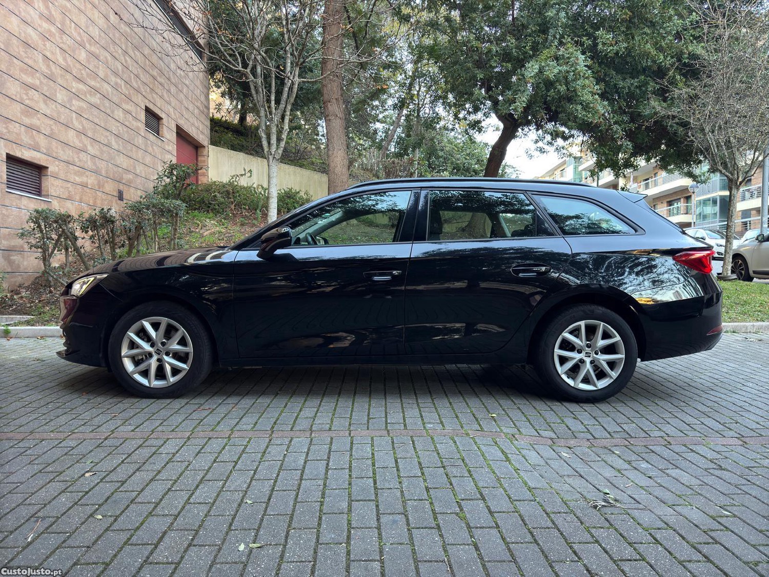 SEAT Leon 2.0 TDI Style — fotografia 16