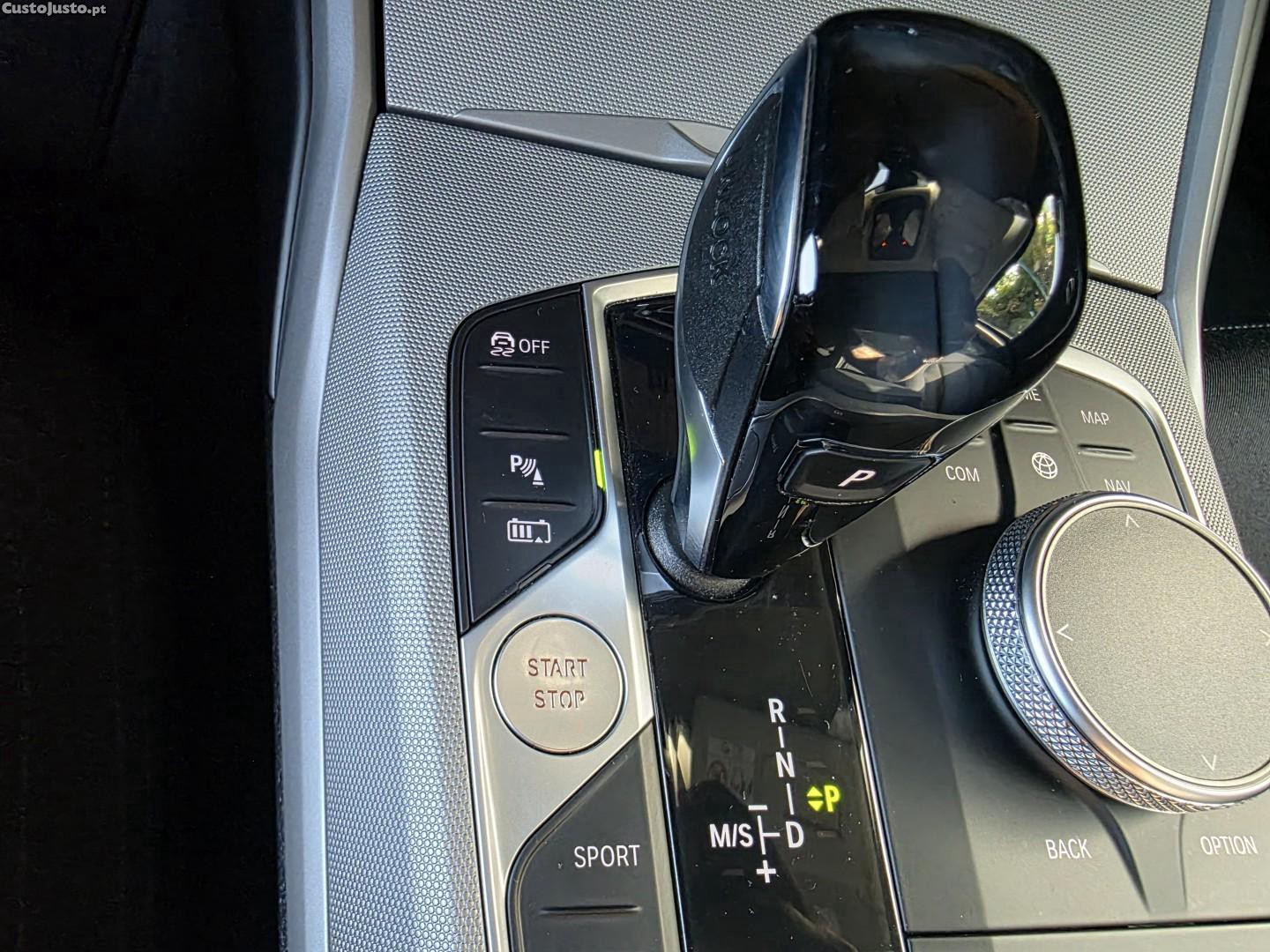 BMW 330 e Corporate Edition Auto — fotografia 18