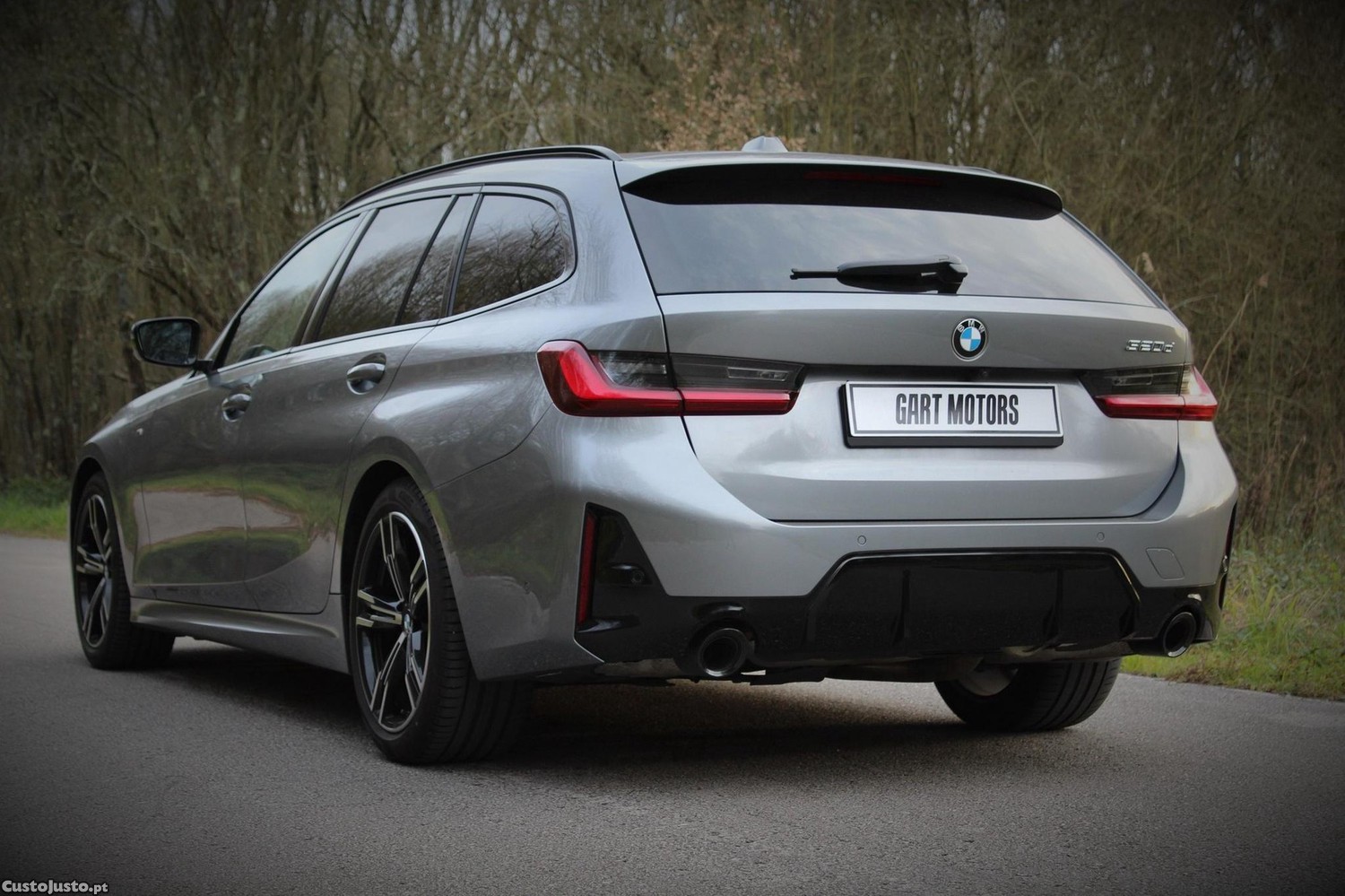 BMW 320 d Touring Pack M Auto — fotografia 10