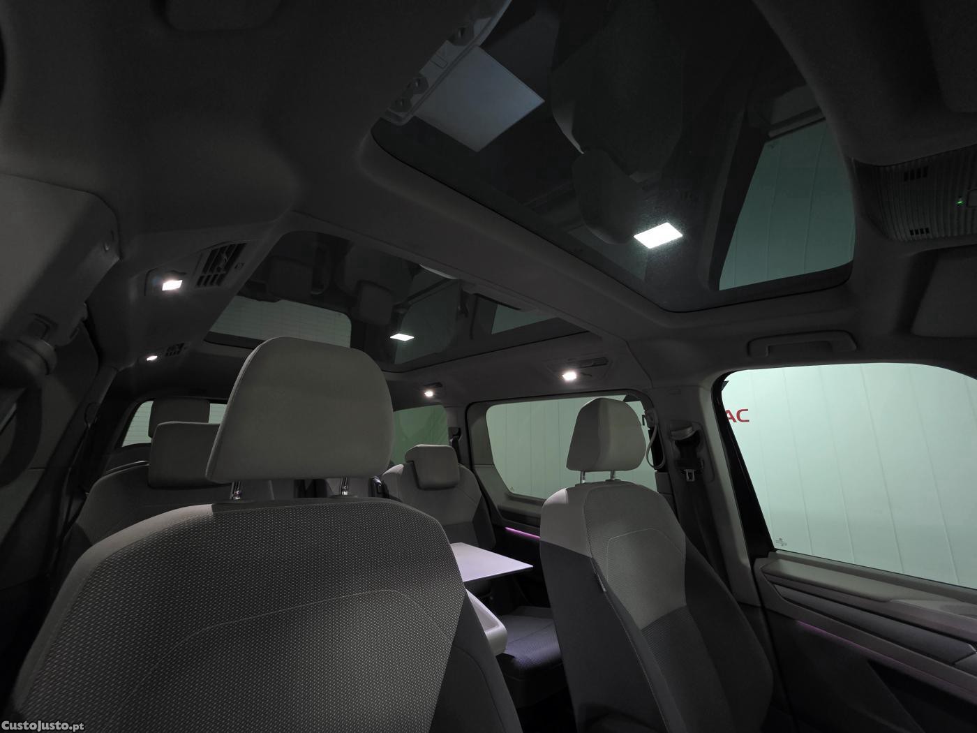 Volkswagen Multivan 2.0 TDI Life DSG — fotografia 9