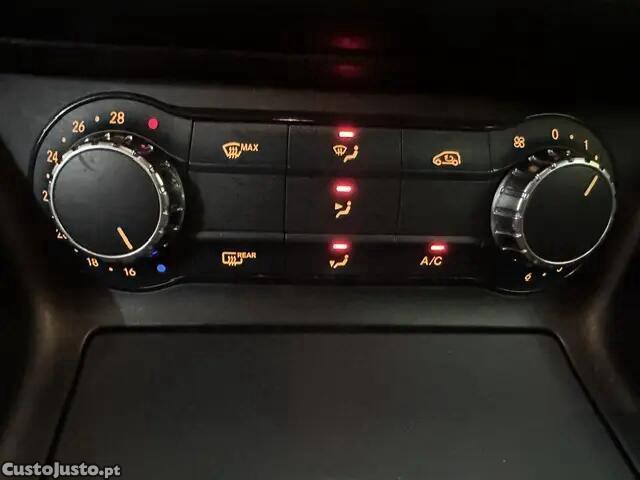 Mercedes-Benz A 160 d Urban Aut. — fotografia 7