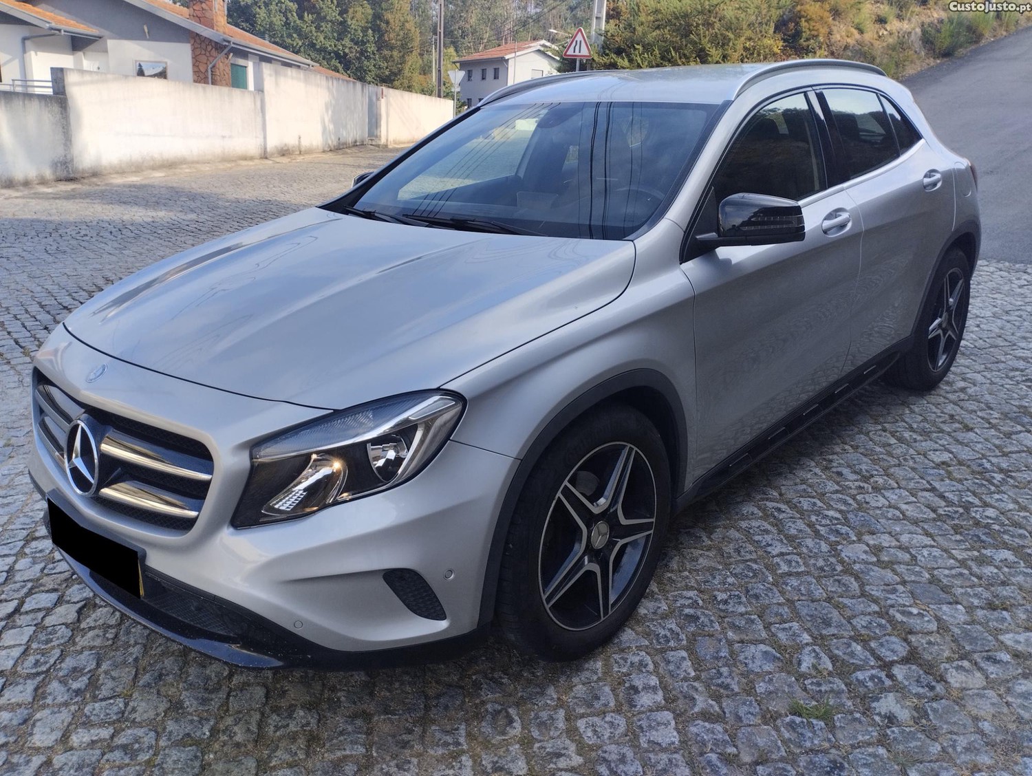 Mercedes-Benz GLA 180 CDI - PACK AMGLINE - NACIONAL - C/ Garantia - Distribuição Mudada - "Imbatível" — fotografia 23