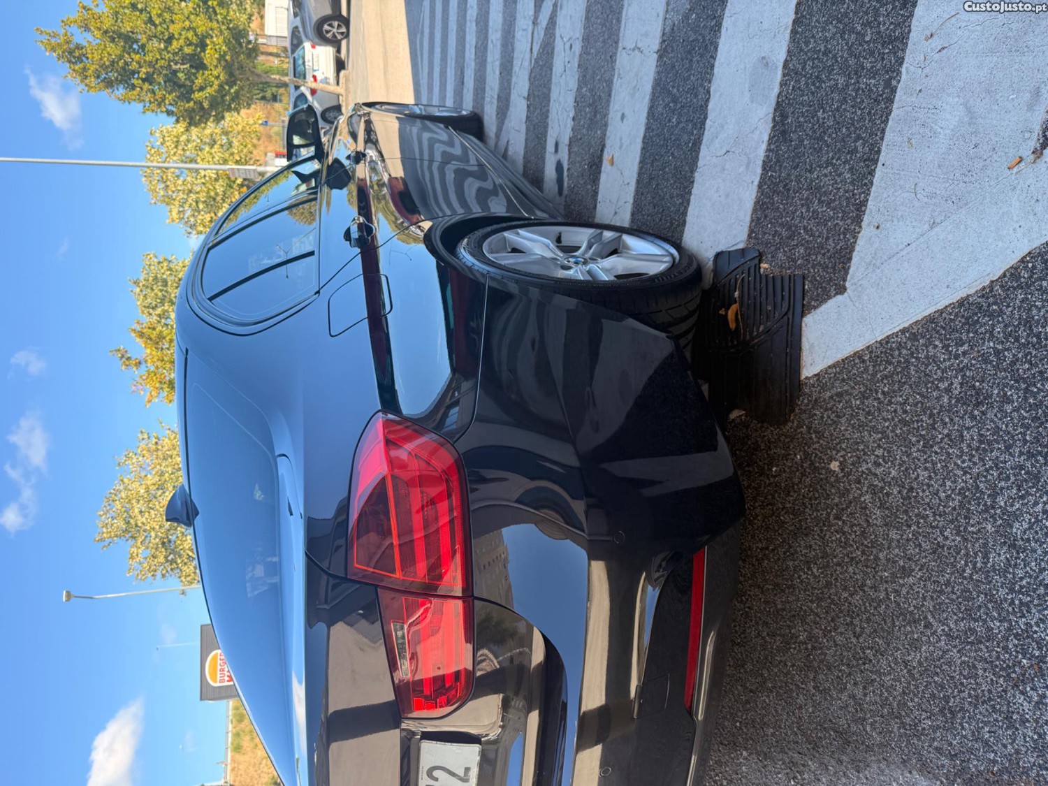 BMW 318 Pack M — fotografia 3