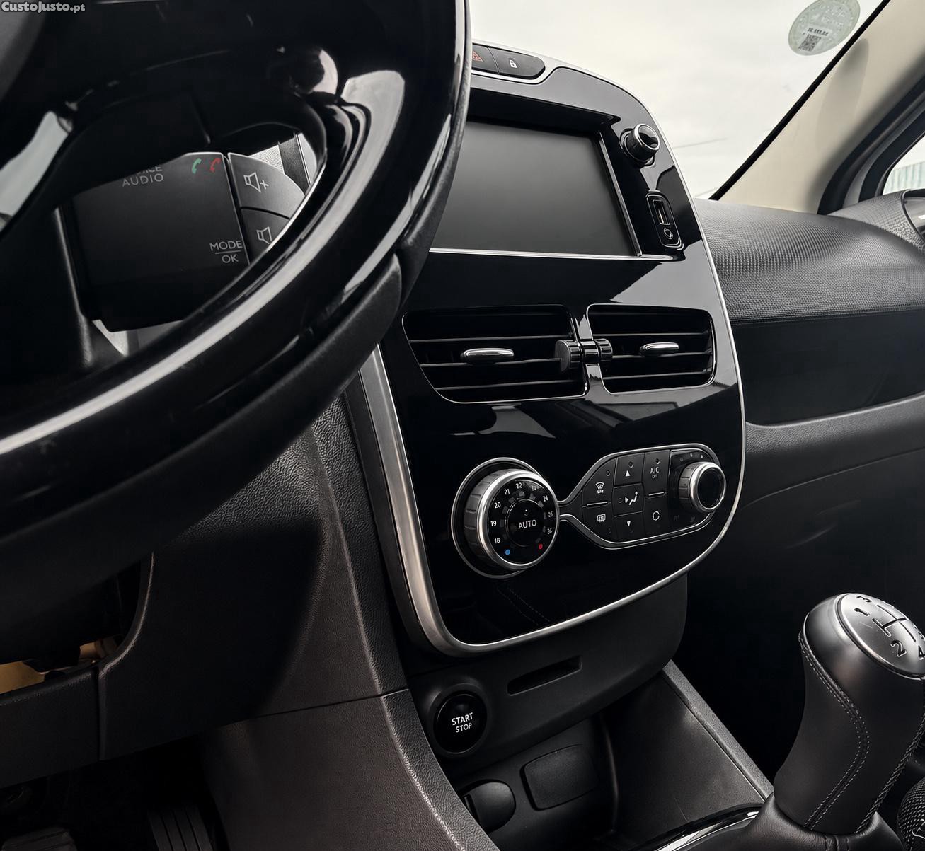 Renault Clio Dynamique — fotografia 7