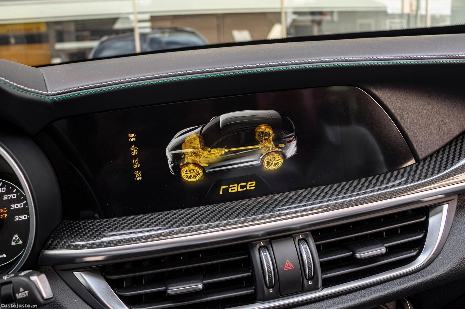 Alfa Romeo Stelvio 2.9 T Quadrifoglio Q4 — fotografia 4
