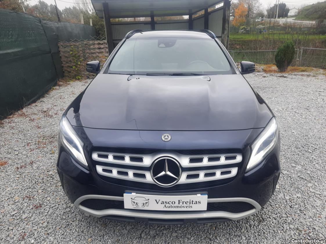 Mercedes-Benz GLA 180 Cdi Urban 110 cv — fotografia 10