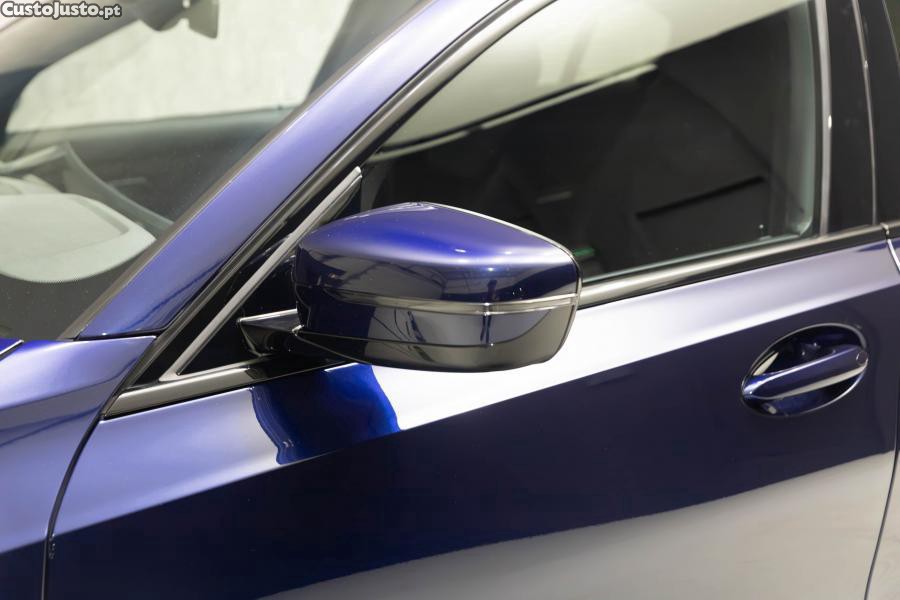 BMW 320 e Pack Desportivo M — fotografia 12