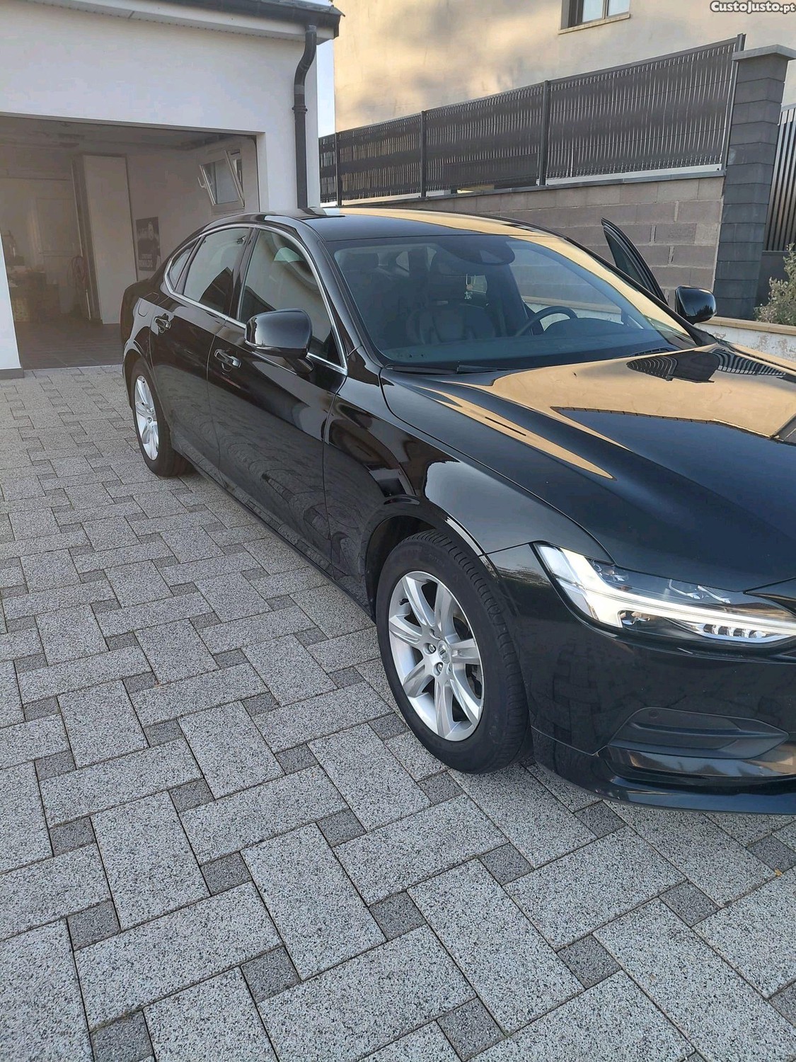 Volvo S90 sedan — fotografia 4