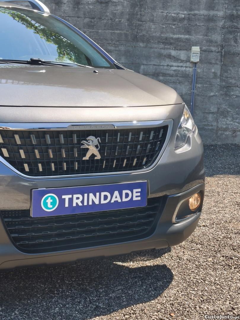 Peugeot 2008 1.2 PureTech Signature — fotografia 16