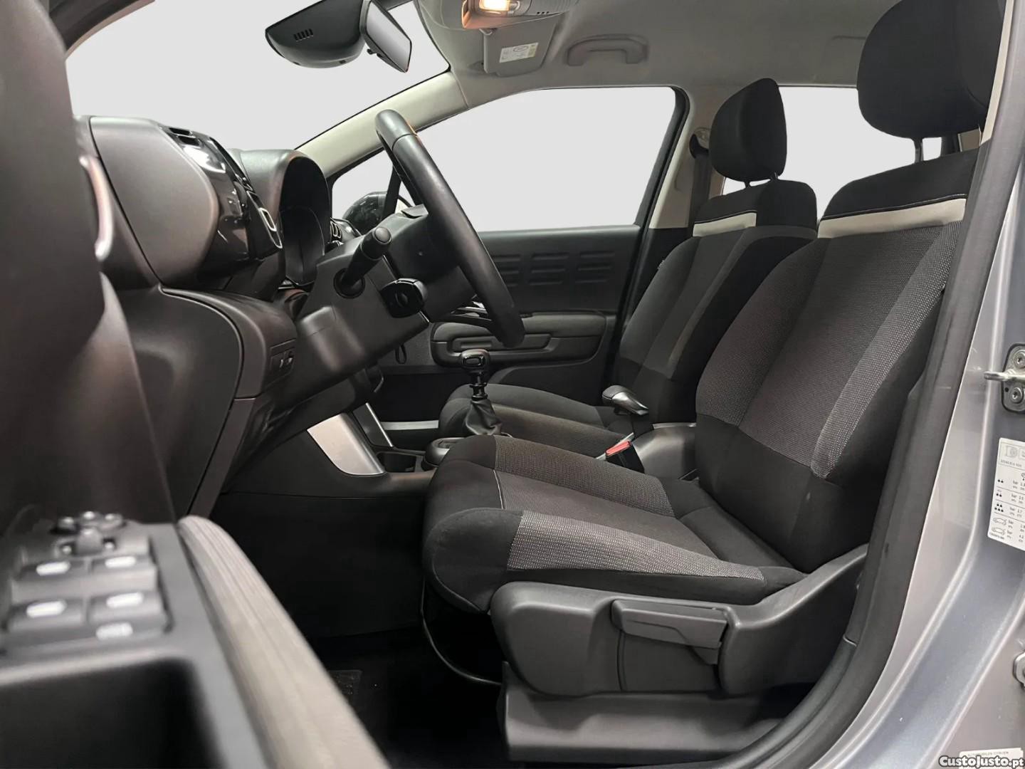 Citroën C3 Aircross 1.2 PureTech Feel Pack — fotografia 2