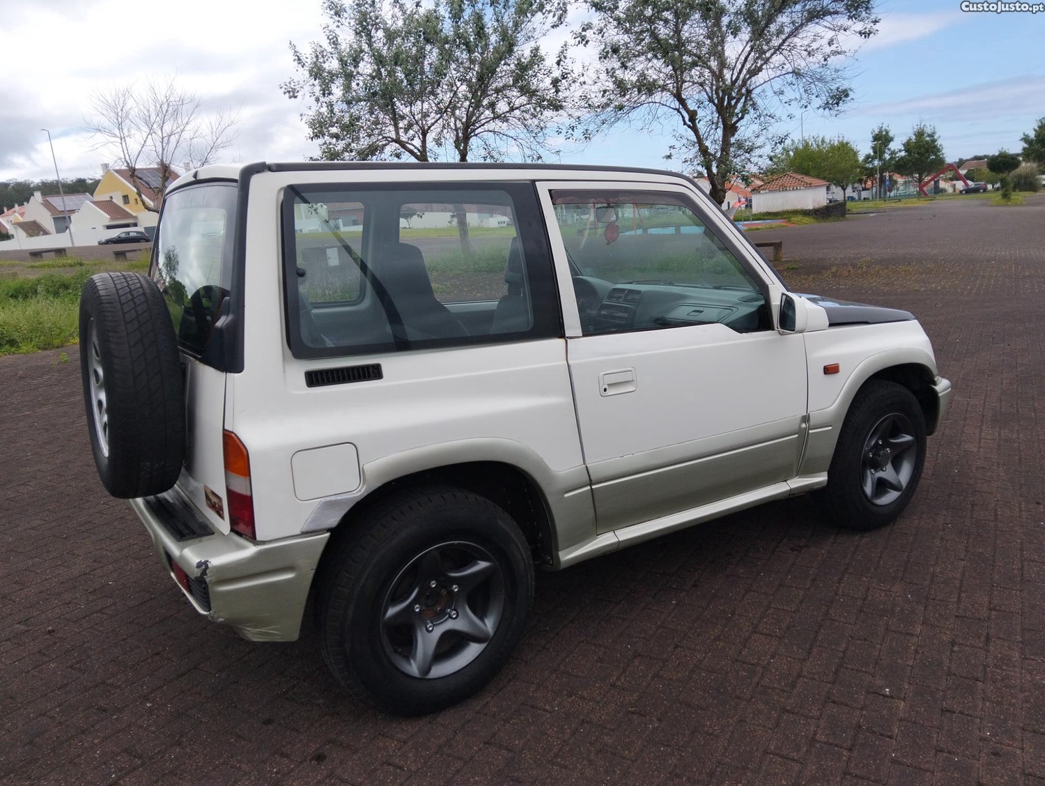 Suzuki Vitara 1.9 diesel — fotografia 2
