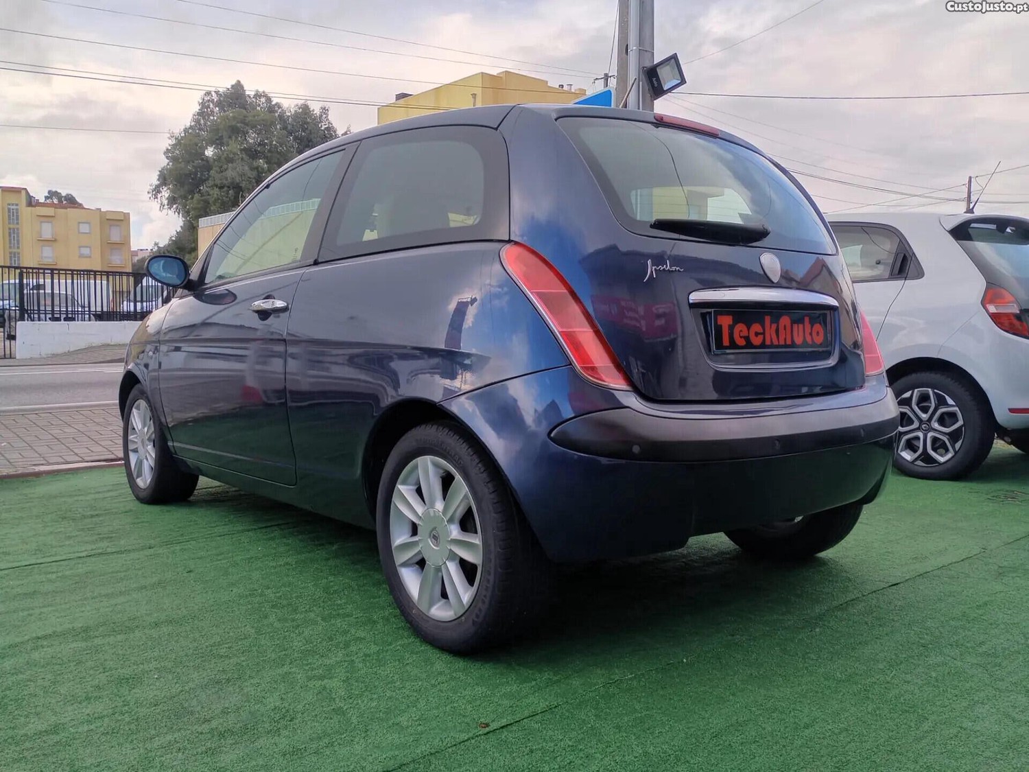 Lancia Ypsilon 1.2 16V Fashion - 05 foto 4
