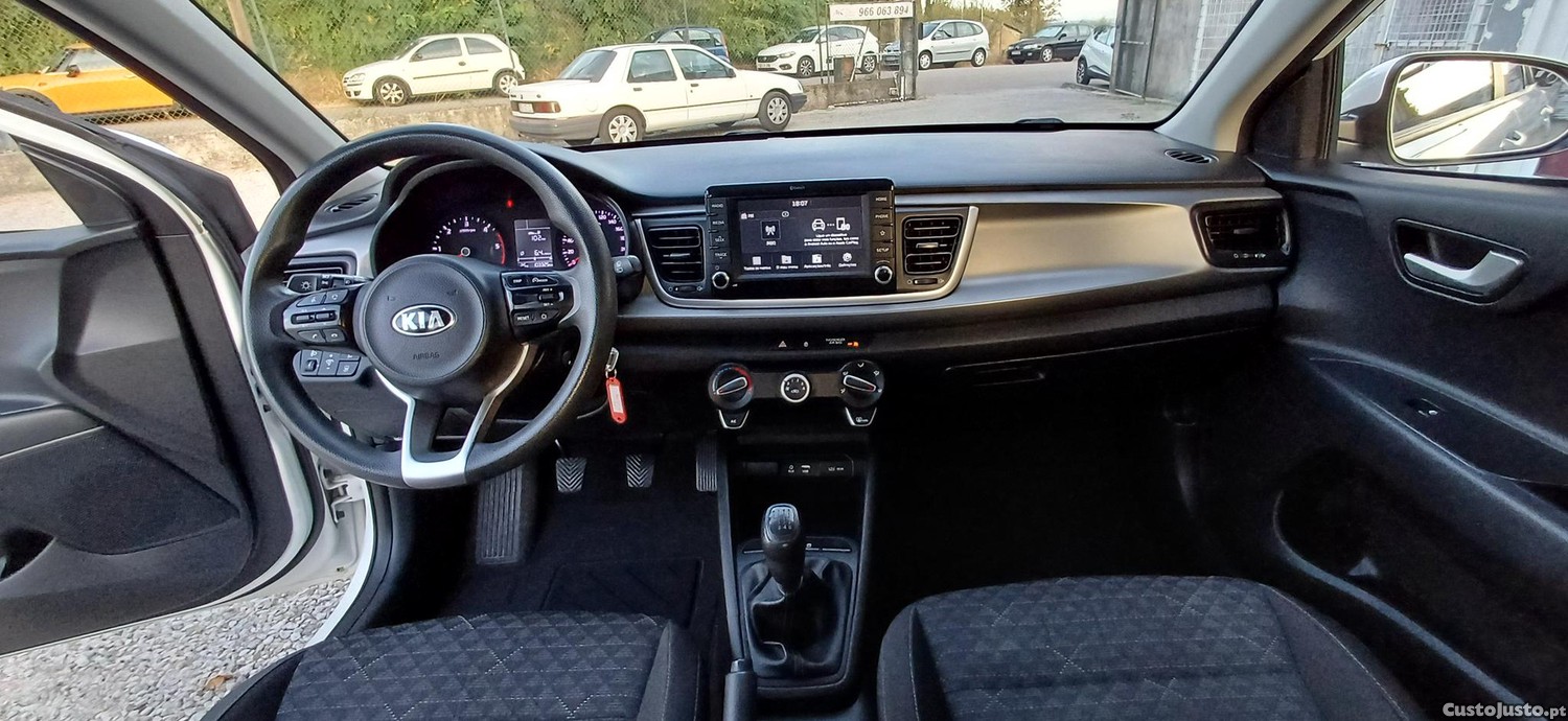 Kia Rio 1.4Crdi TX — photo 4