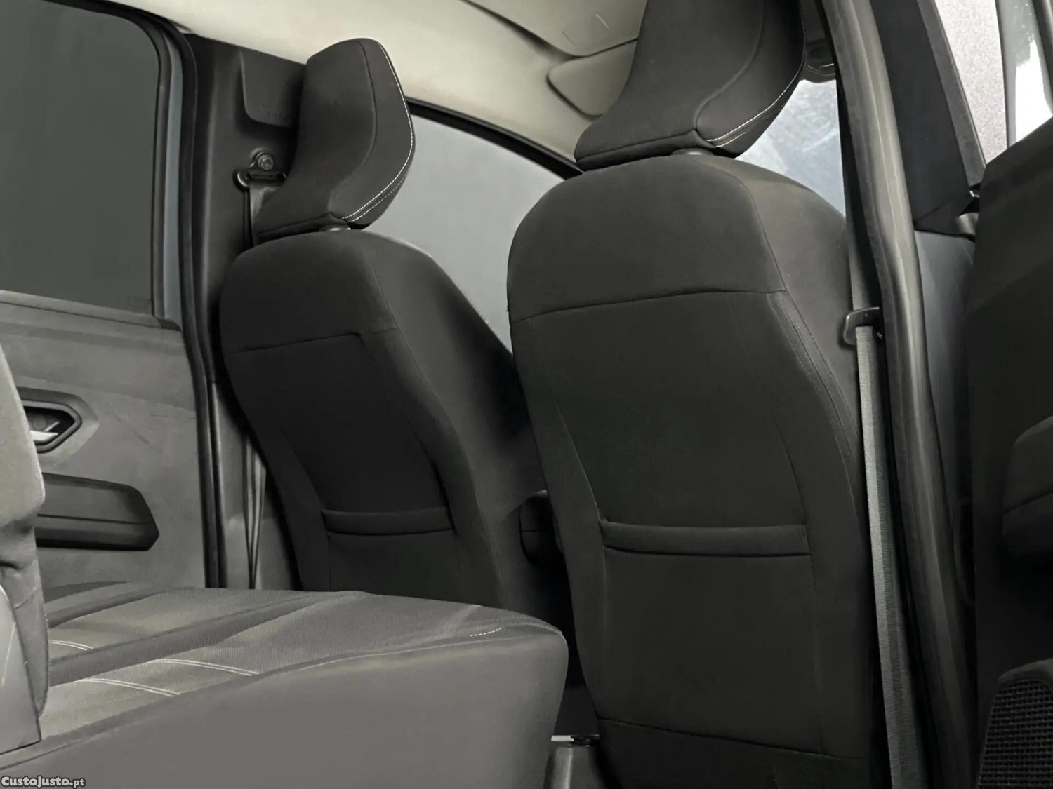 Dacia Jogger 1.0 ECO-G Expression Bi-Fuel — fotografia 5