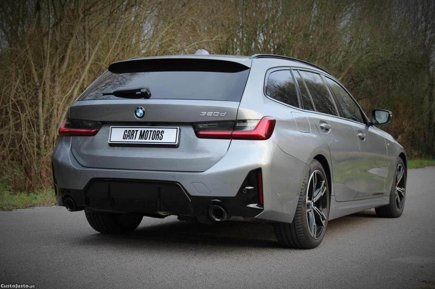 BMW 320 d Touring Pack M Auto — fotografia 9