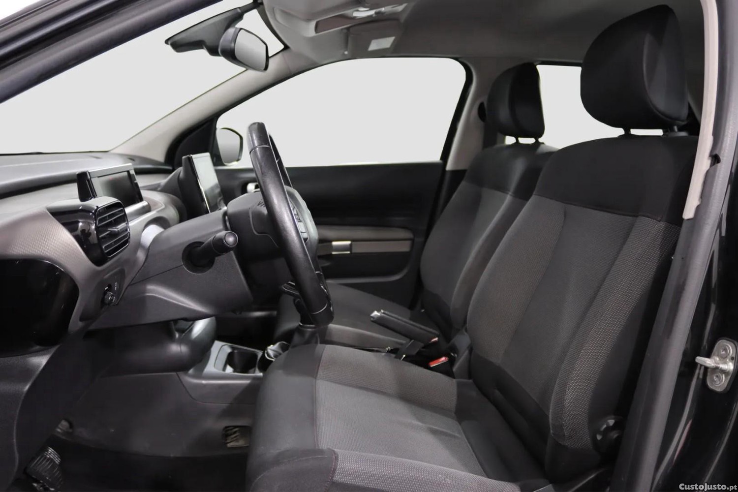 Citroën C4 1.2 PureTech Feel EAT6 — fotografia 6