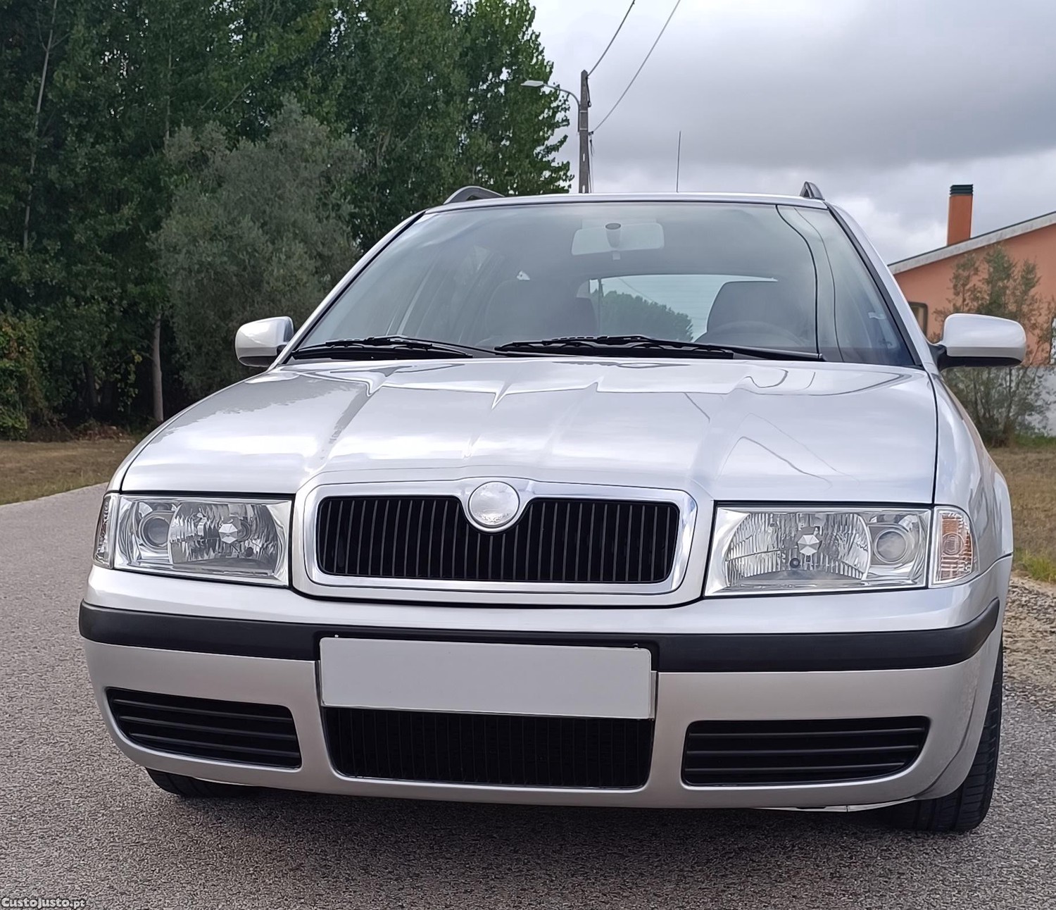 Skoda Octavia Break 1.6i Ambient - BOM ESTADO — fotografia 11