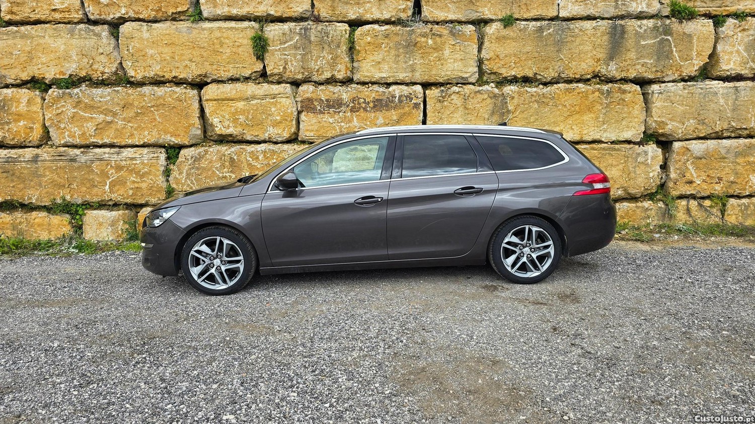 Peugeot 308 SW 1.6 BlueHDi Allure J17 — fotografia 28