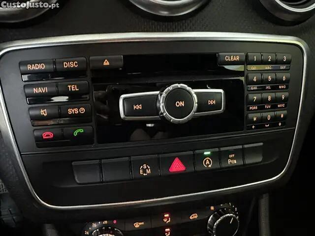 Mercedes-Benz A 160 d Urban Aut. — fotografia 6