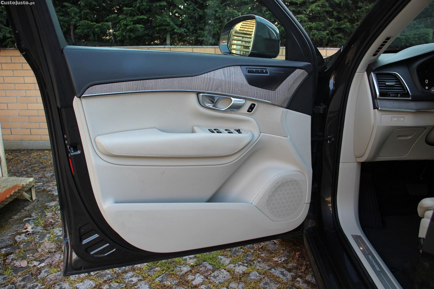 Volvo XC 90 2.0 T8 PHEV Plus Bright AWD — fotografia 19