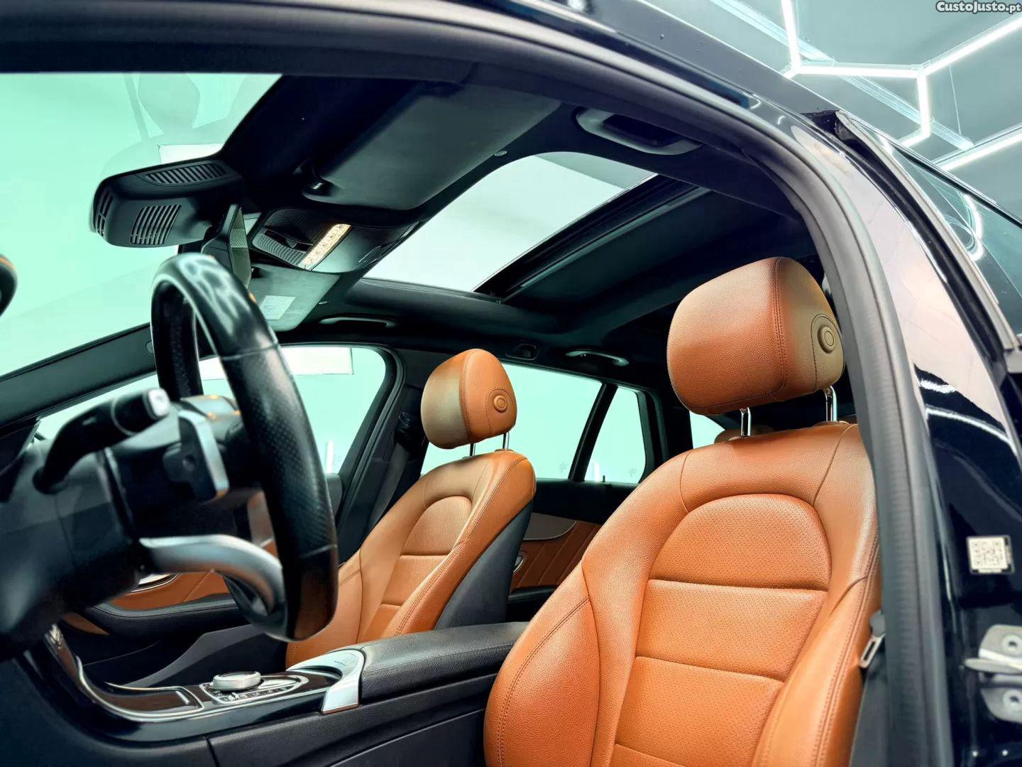 Mercedes-Benz C 300 D amg line — fotografia 8