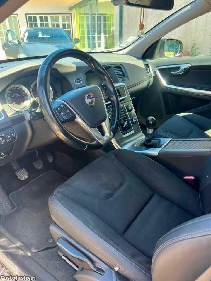 Volvo S60 D2 — fotografia 8