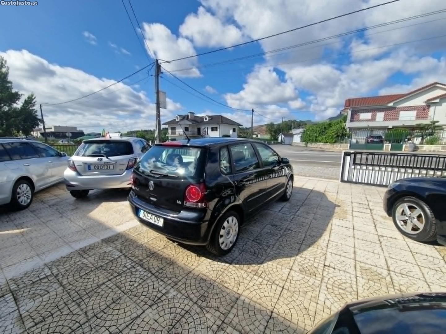 Volkswagen Polo 1.2 Trendline — fotografia 13