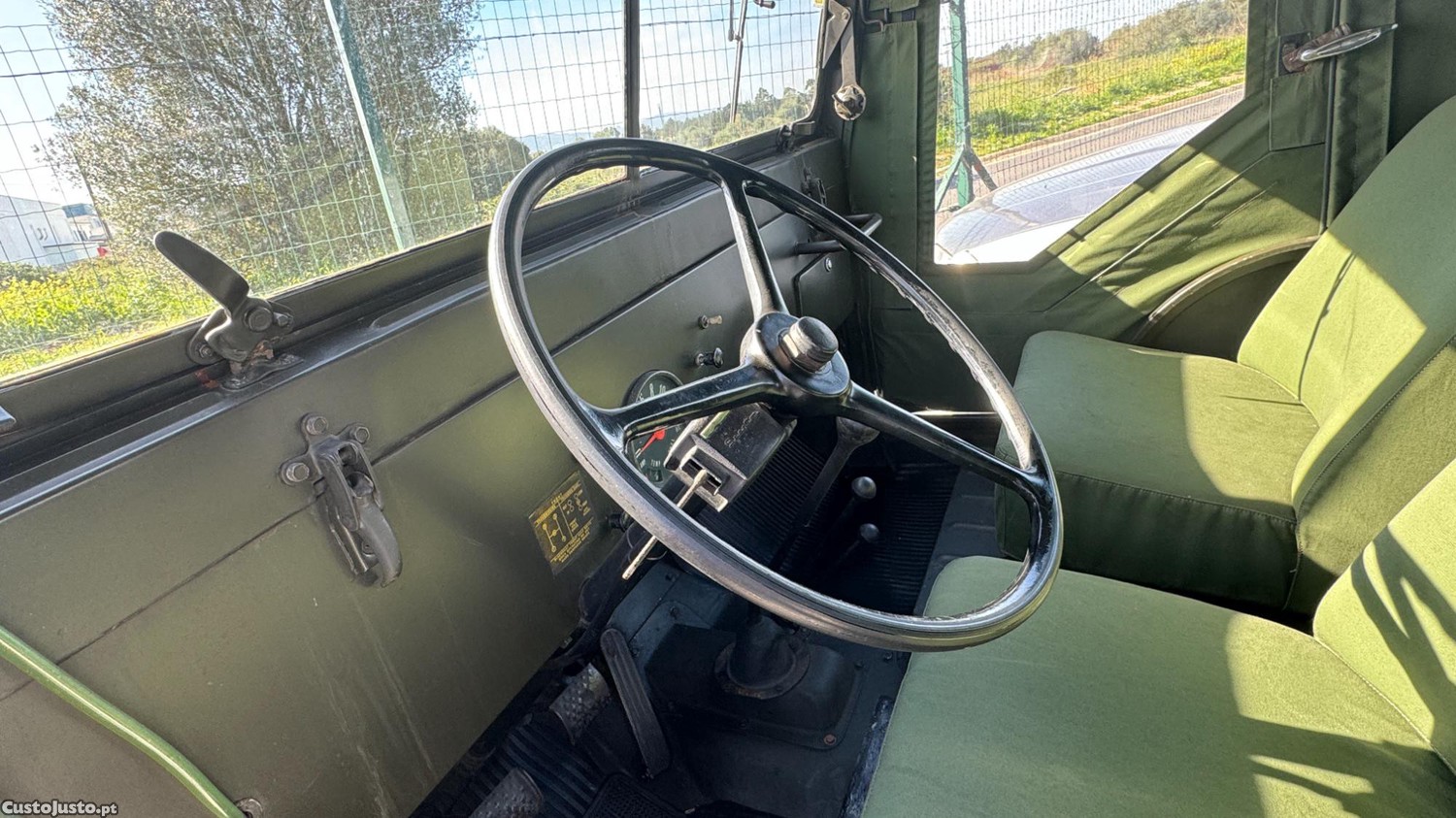 Jeep Willys CJ-6 — fotografia 4