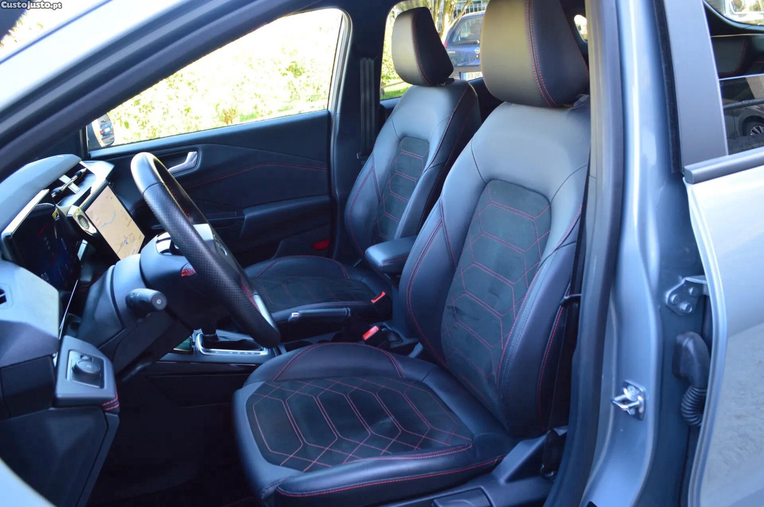 Ford Puma 1.0 EcoBoost MHEV ST-Line X Aut. — fotografia 2
