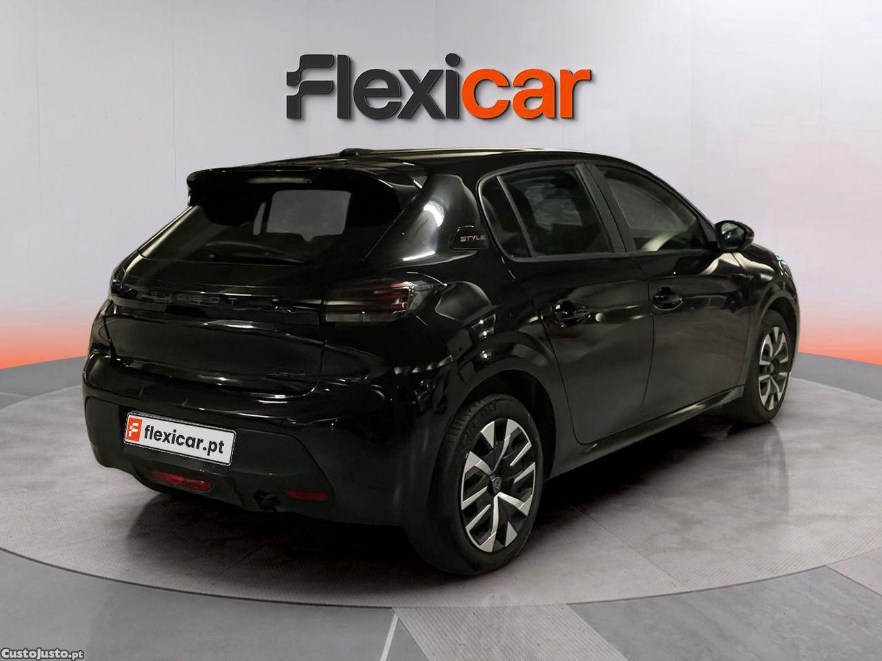 Peugeot 208 1.2 Hybrid Allure e-DCS6 — fotografia 20