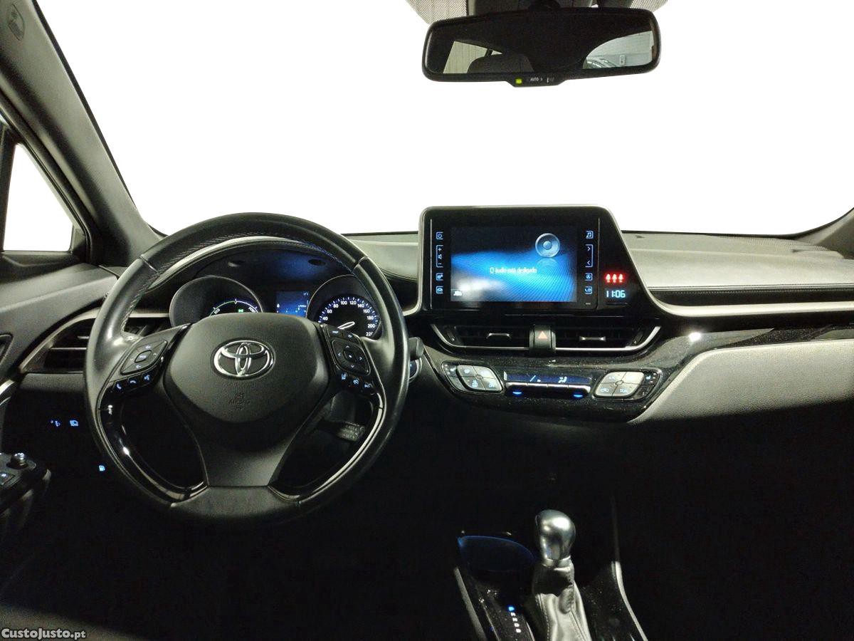 Toyota C-HR 1.8 HSD Comfort+P.Style — fotografia 7