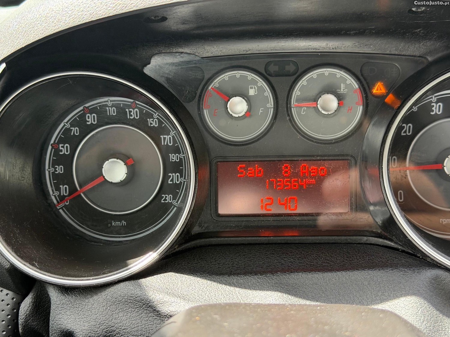Fiat Punto Evo 1.3 M-Jet Dynamic — fotografia 3