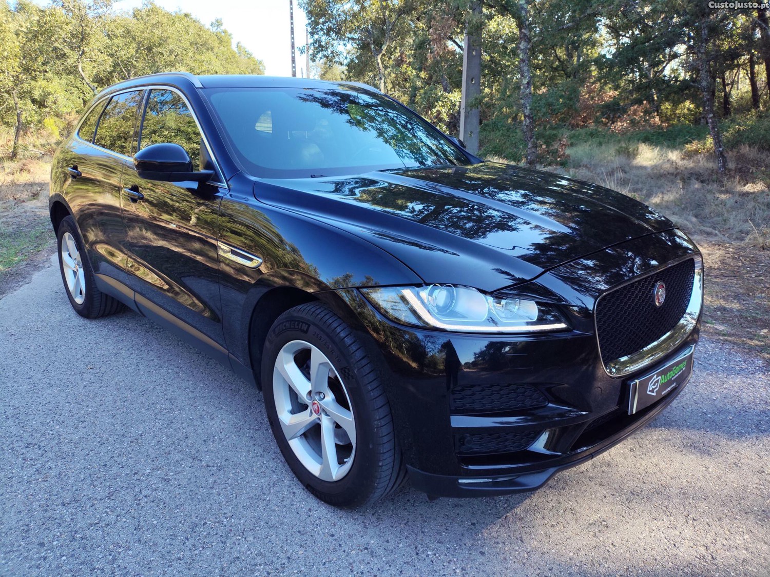 Jaguar F-Pace 2.0 i4D Prestige AWD Aut. — fotografia 11