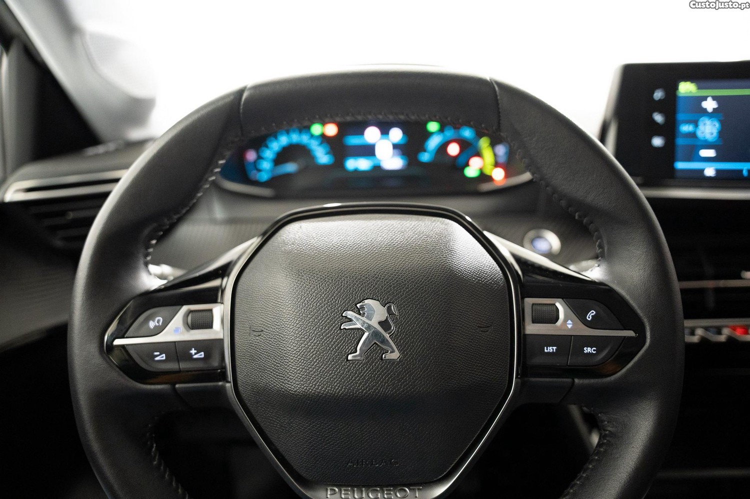 Peugeot 208 50 kWh Active — fotografia 13