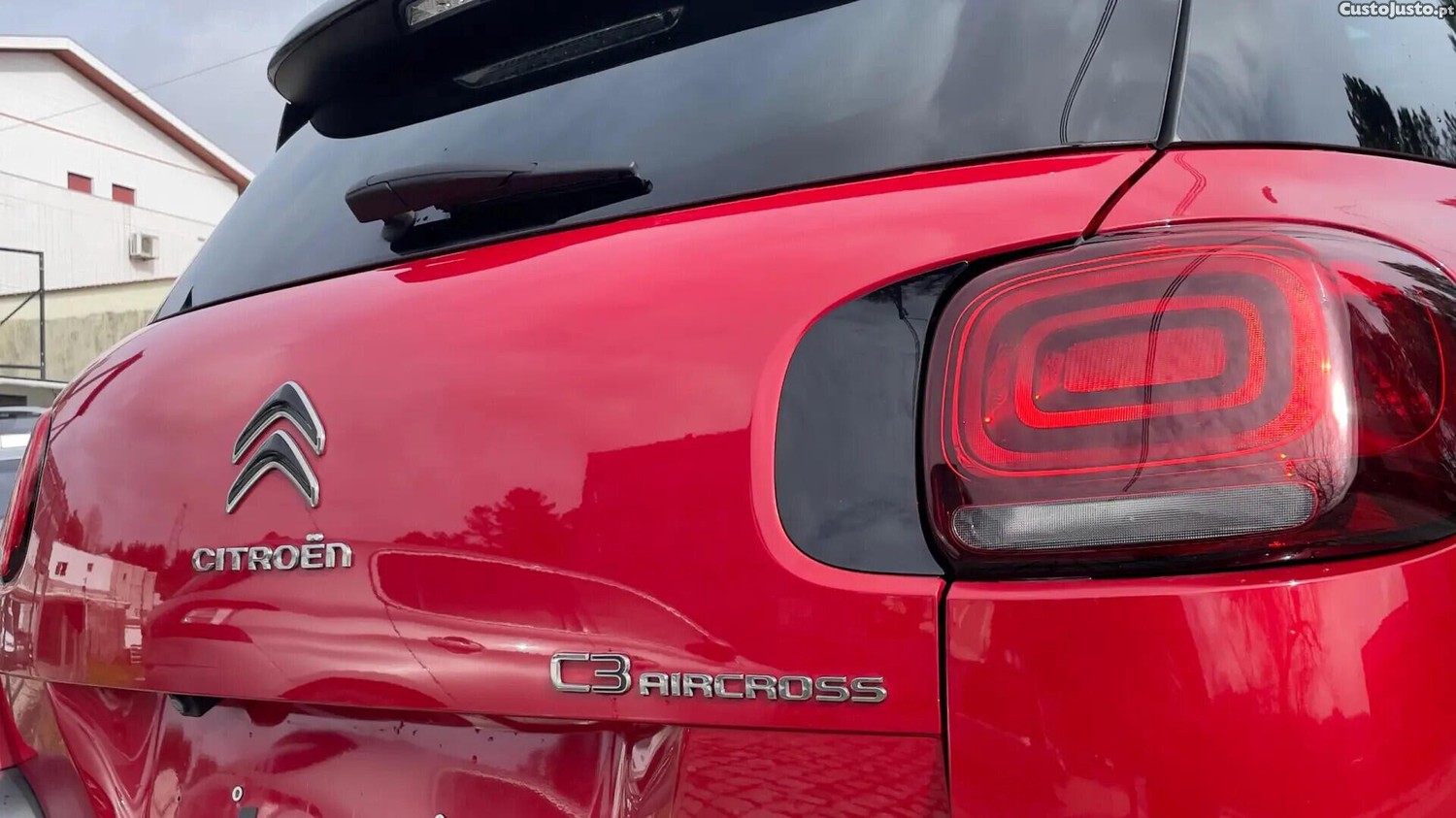 Citroën C3 Aircross PureTech 110 Stop & Start Shine — fotografia 13