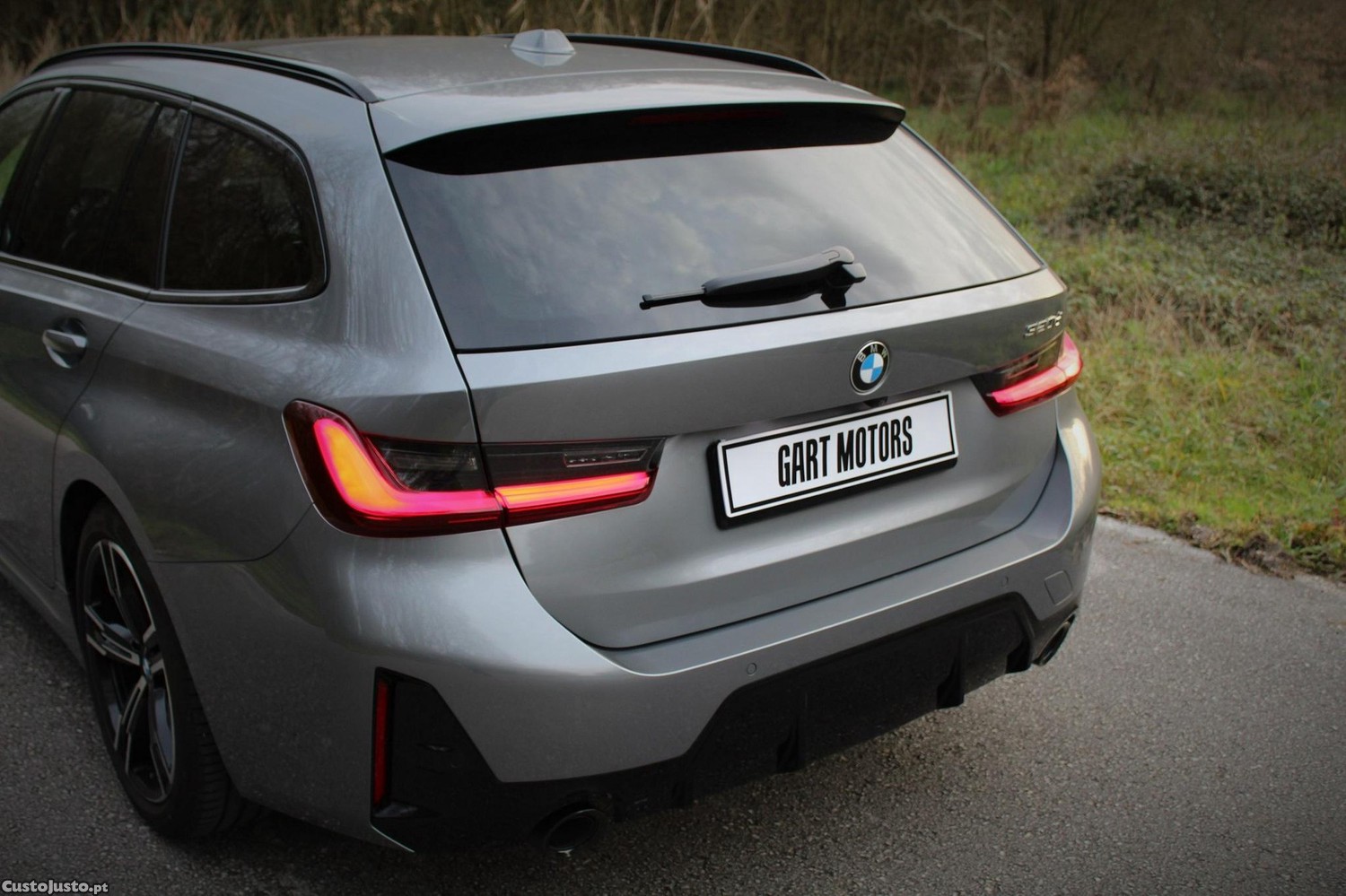 BMW 320 d Touring Pack M Auto — fotografia 7