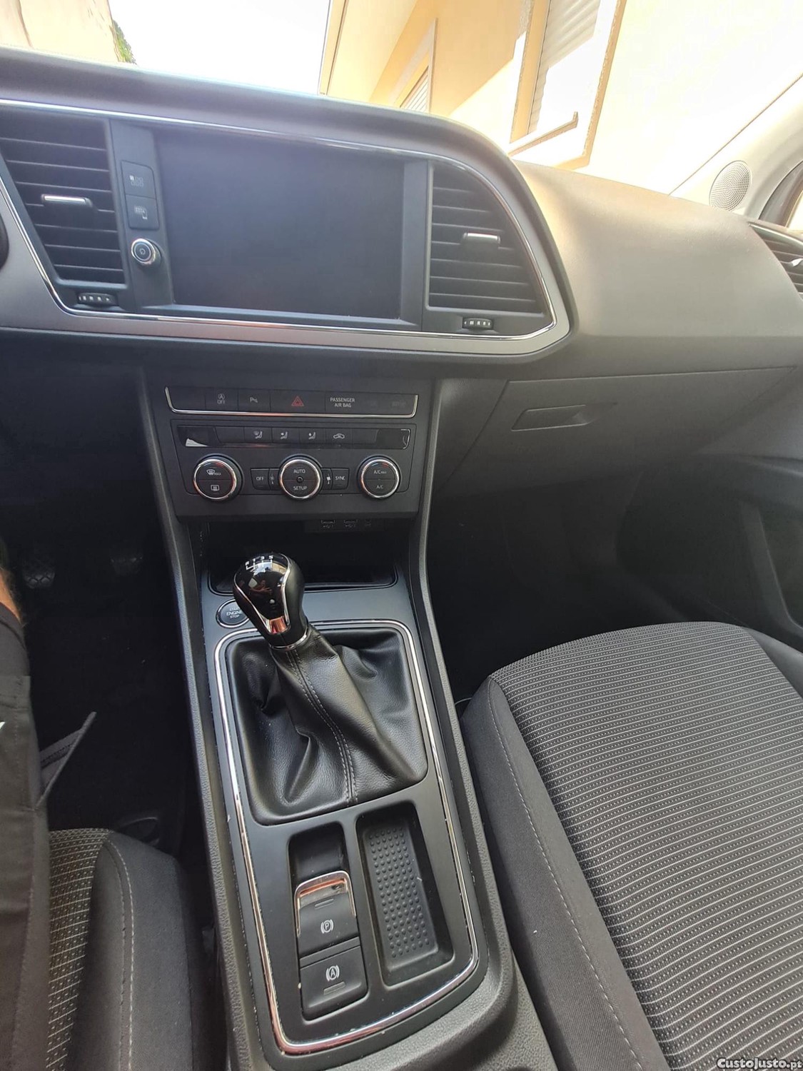 Seat Leon SEAT Leon Sportourer ST 1.6 TDI 115cv - 19 foto 4