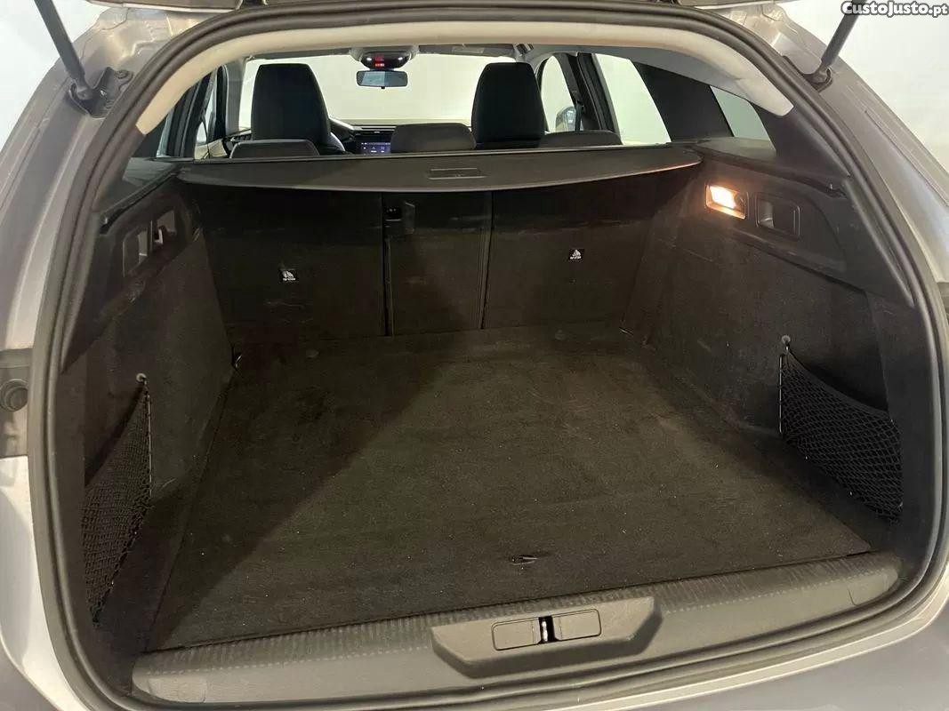 Peugeot 308 1.5 bluehdi active eat8 — fotografia 3