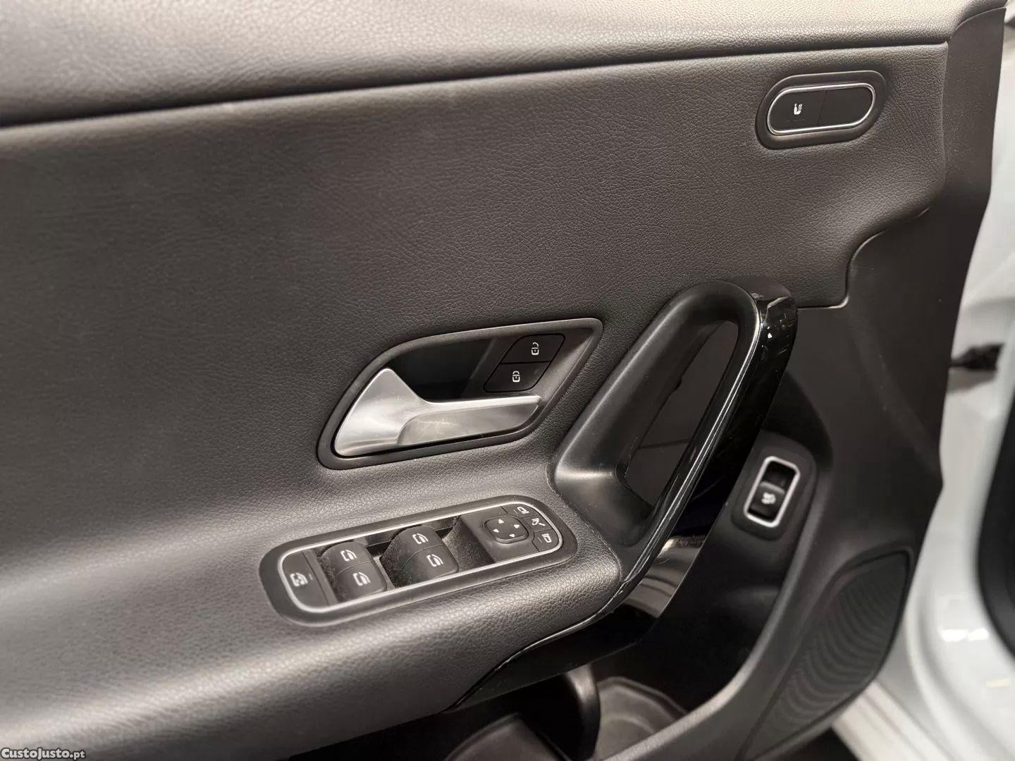 Mercedes-Benz CLA 200 D 8g-dct progressive line advanced — fotografia 12