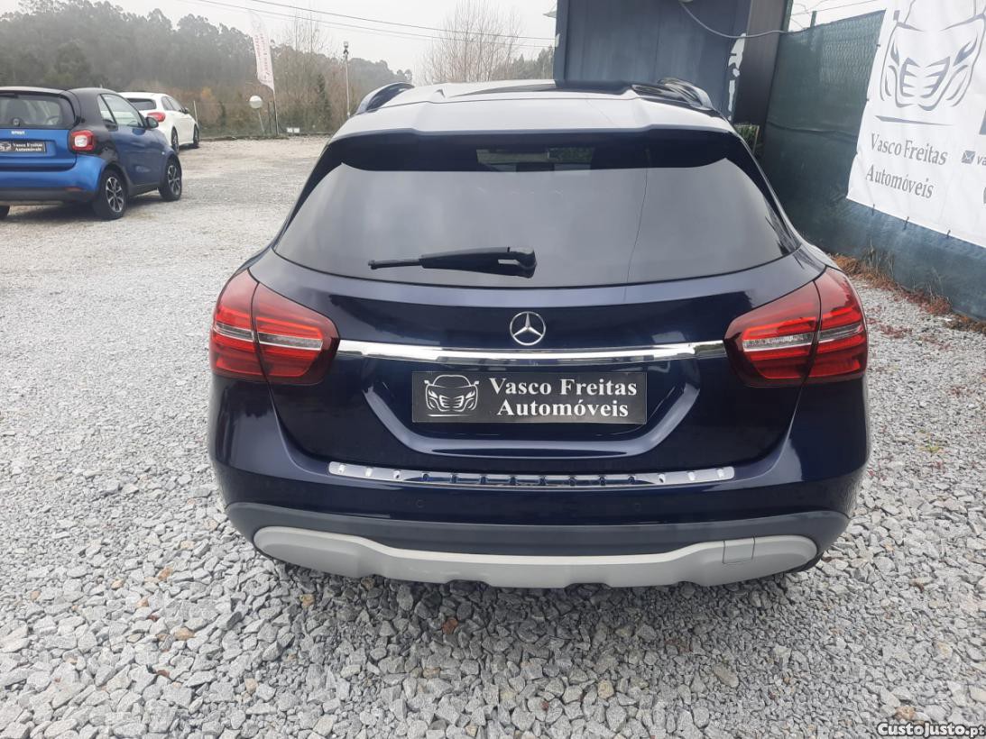 Mercedes-Benz GLA 180 Cdi Urban 110 cv — fotografia 7