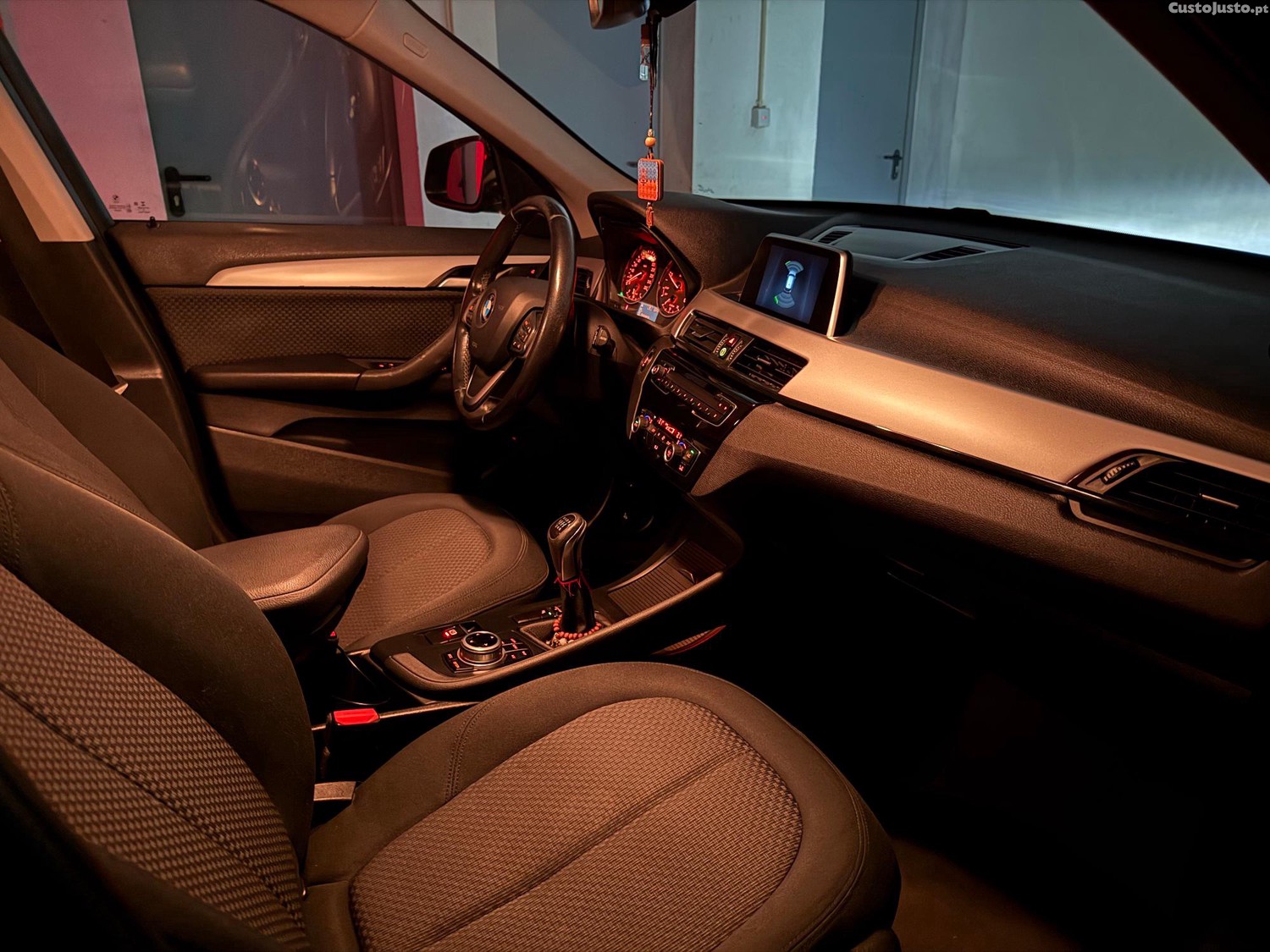 BMW X1 Sdrive16d — fotografia 5