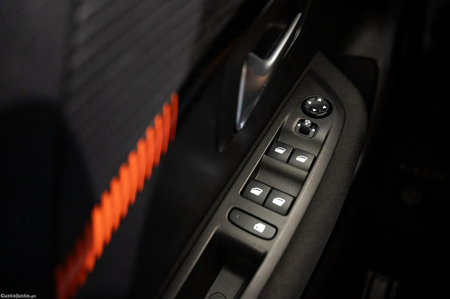 Peugeot 208 50 kWh Active — fotografia 4