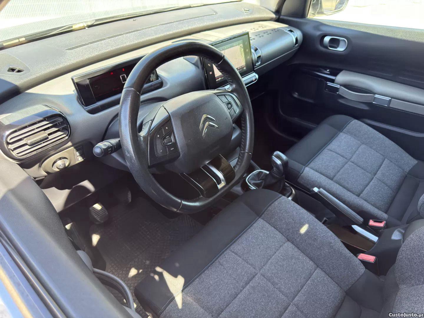 Citroën C4 1.6 bluehdi shine — fotografia 15